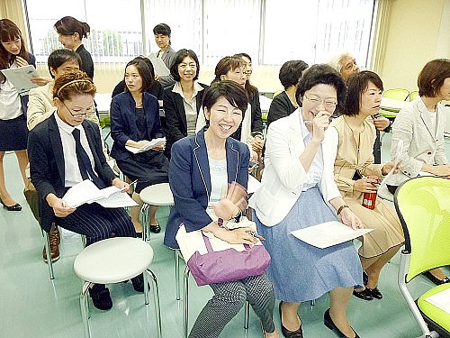 2015 여름학기 동경갤럭시일본어학교 입학식  선생님들